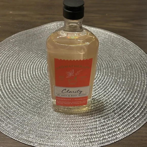 NEW Bath & Body Works Aromatherapy CLARITY PEPPERMINT ROSEMARY Body Wash - 10 oz - Picture 4 of 12